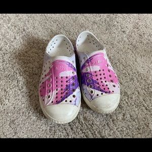 Native Toddler Size 8